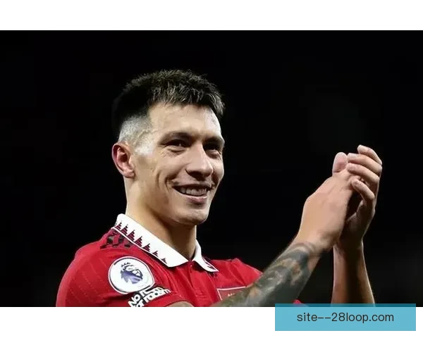 利桑德罗马丁内斯伤病困扰曼联防线表现难以稳定的挑战 利桑德罗马丁内斯伤病困扰曼联防线表现难以稳定的挑战